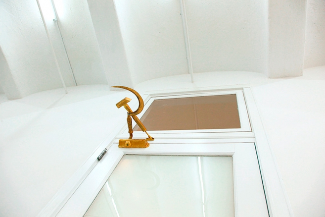 Door Closer (legacy), 2014 - 2015 / Gilded bronze, steel / 11 x 25.5  x 40.5 cm