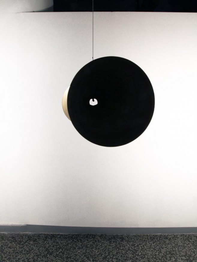 Dialogusfobia (un nudo en la garganta), 2011 / Bronce / 30 cm de diámetro x 79 cm