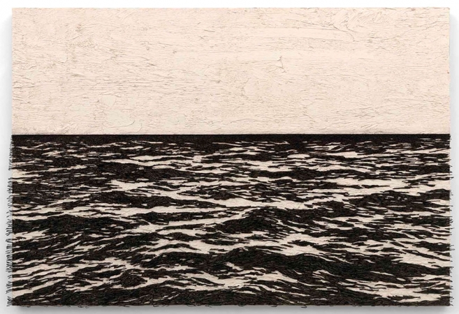 Isla (Negro y Blanco), 2015 / Óleo, anzuelos y puntillas sobre lino y panel de plywood / 104 x 157 x 8 cm 